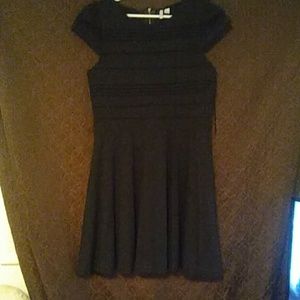 Elle little black dress.
